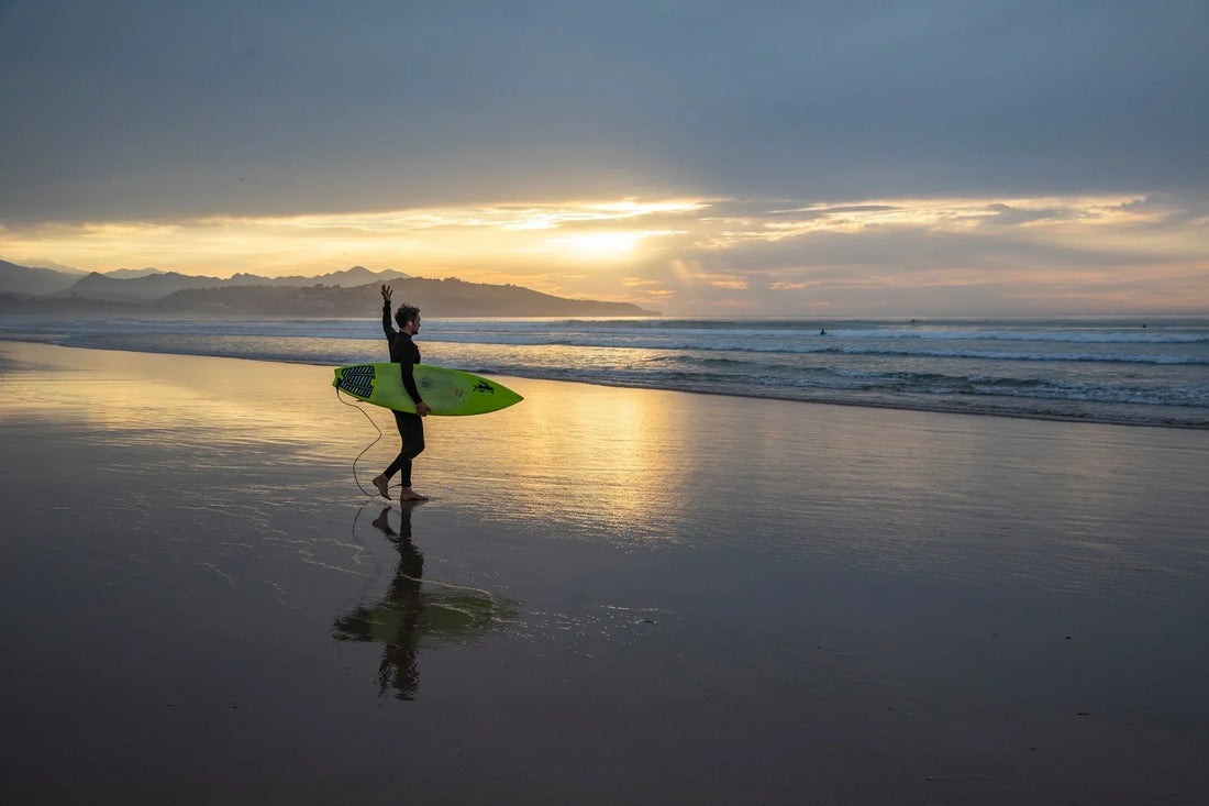 Guía de grosores de trajes de surf y temperaturas