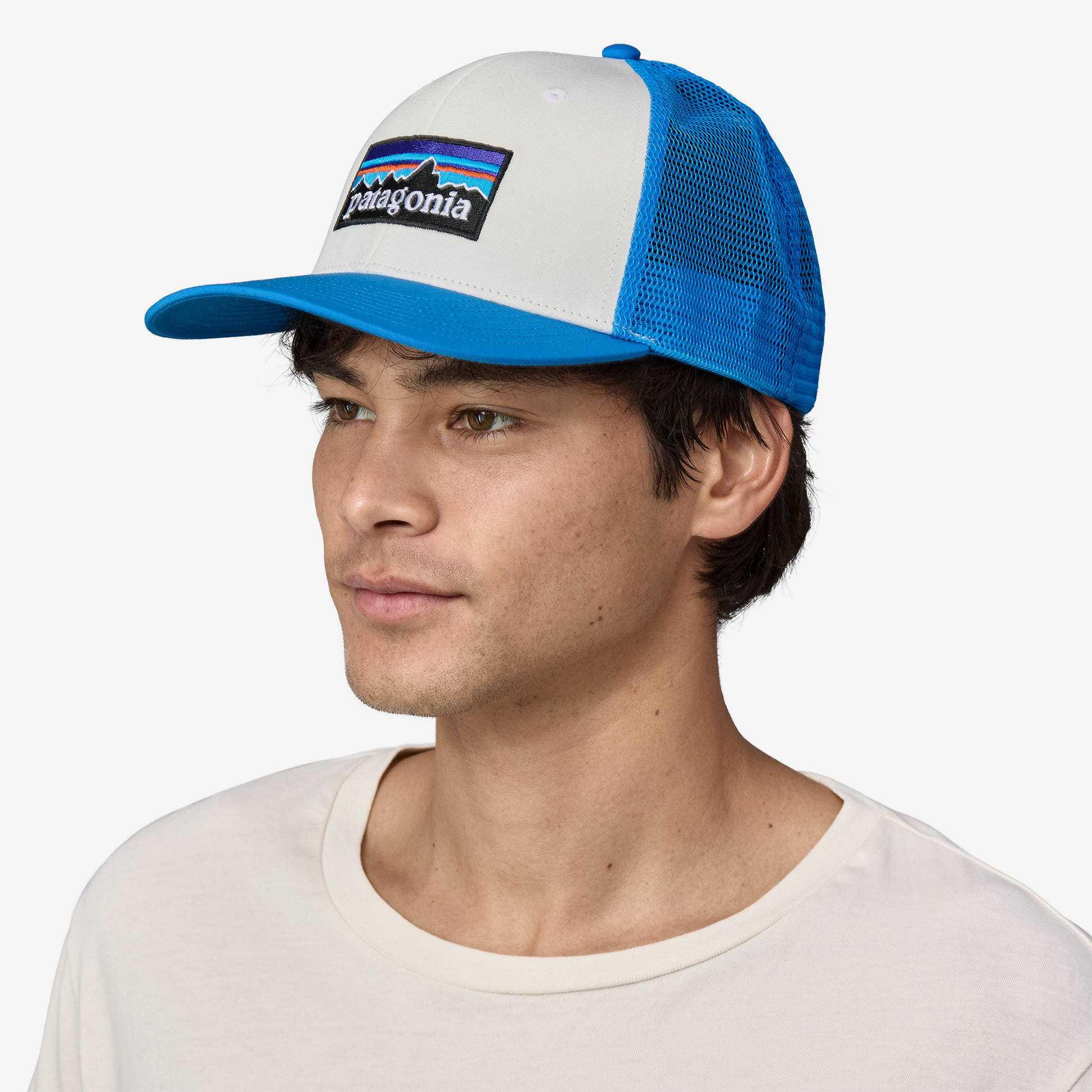 Gorro P-6 Logo Trucker Hat